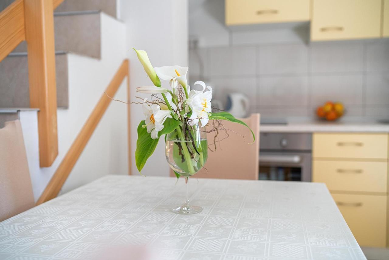 Bebe Apartment Vodice Exterior photo
