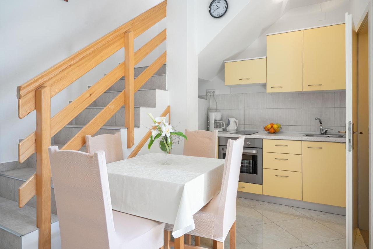 Bebe Apartment Vodice Exterior photo